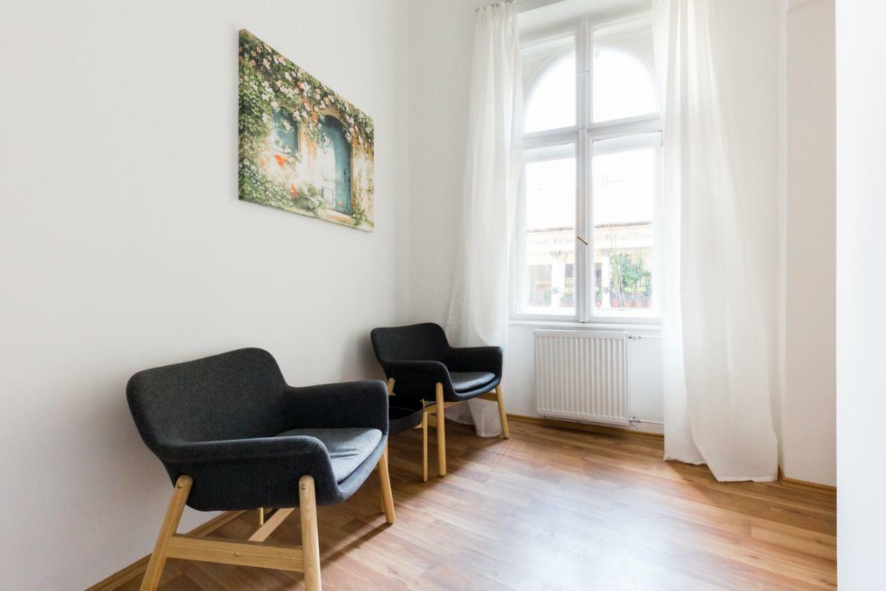 Best Vacation Apartment In Budapest — Photos 1